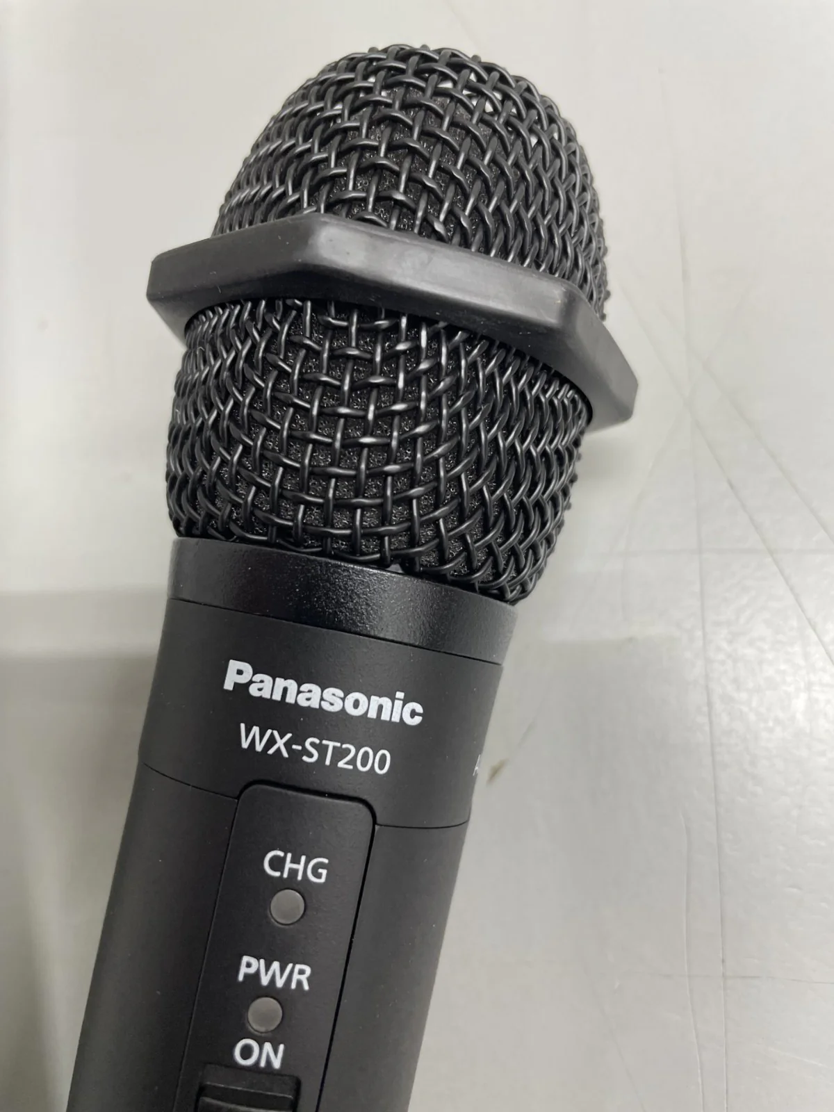 Panasonic WX-ST200 DECT Digital Wireless Handheld Microphone for WX-SR - Image 4