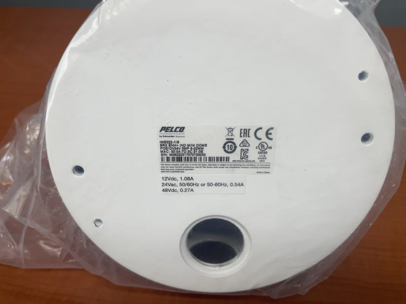 Pelco IME322-1IS Sarix Enhanced 3MP Indoor Dome Camera w/ 9-22mm Lens - Image 8