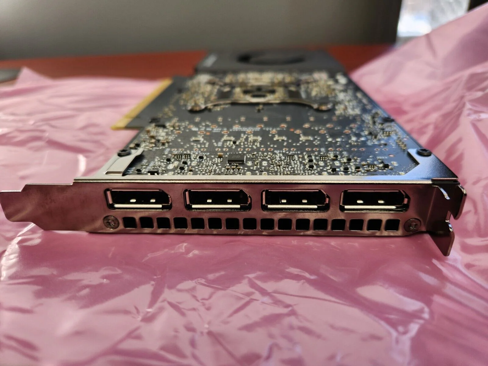 PNY Nvidia RTX A4000 16GB GDDR6 PCI Express Workstation Graphics Card - PG190 - Image 4
