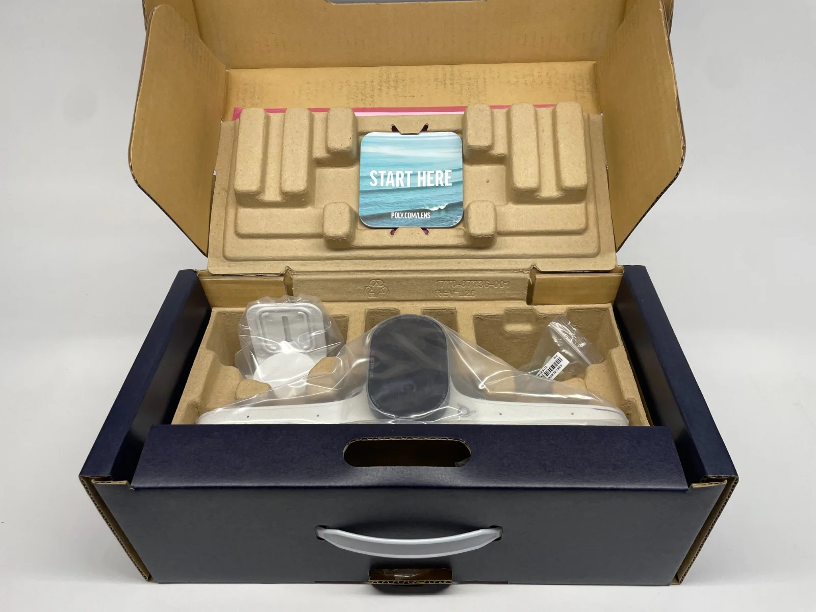 Poly P025 Studio E70 Video Conferencing Camera 2200-87090-001 NEW - Image 4