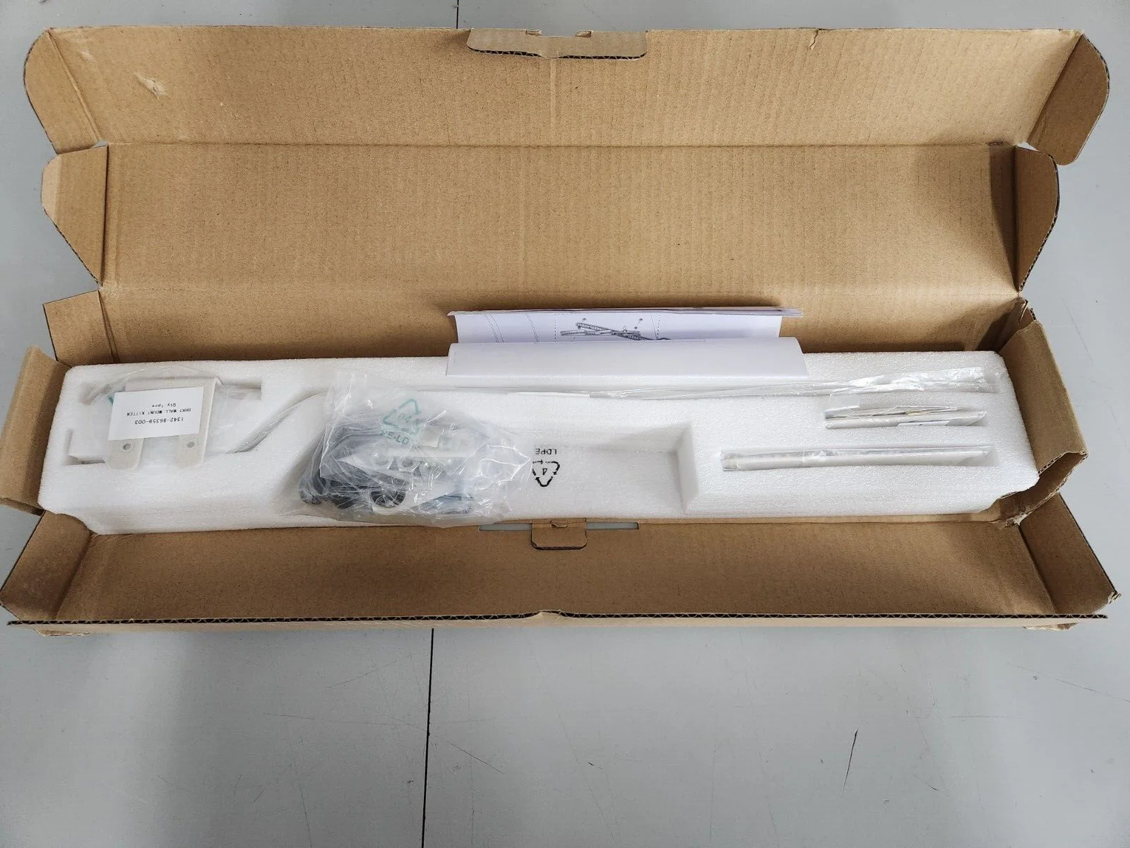 Poly Polycom Studio X30 Inverted Display VESA Wall Mount Kit 2215-86719-001 New - Image 4