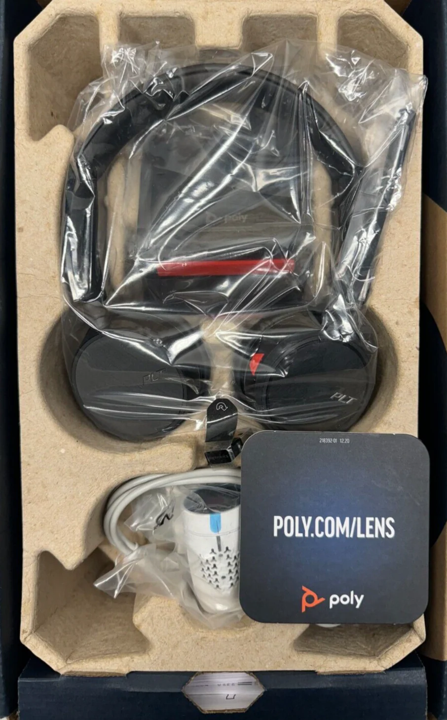 Poly Studio 2200-87140-025 P5 Kit with Voyager 4220 UC - Image 2