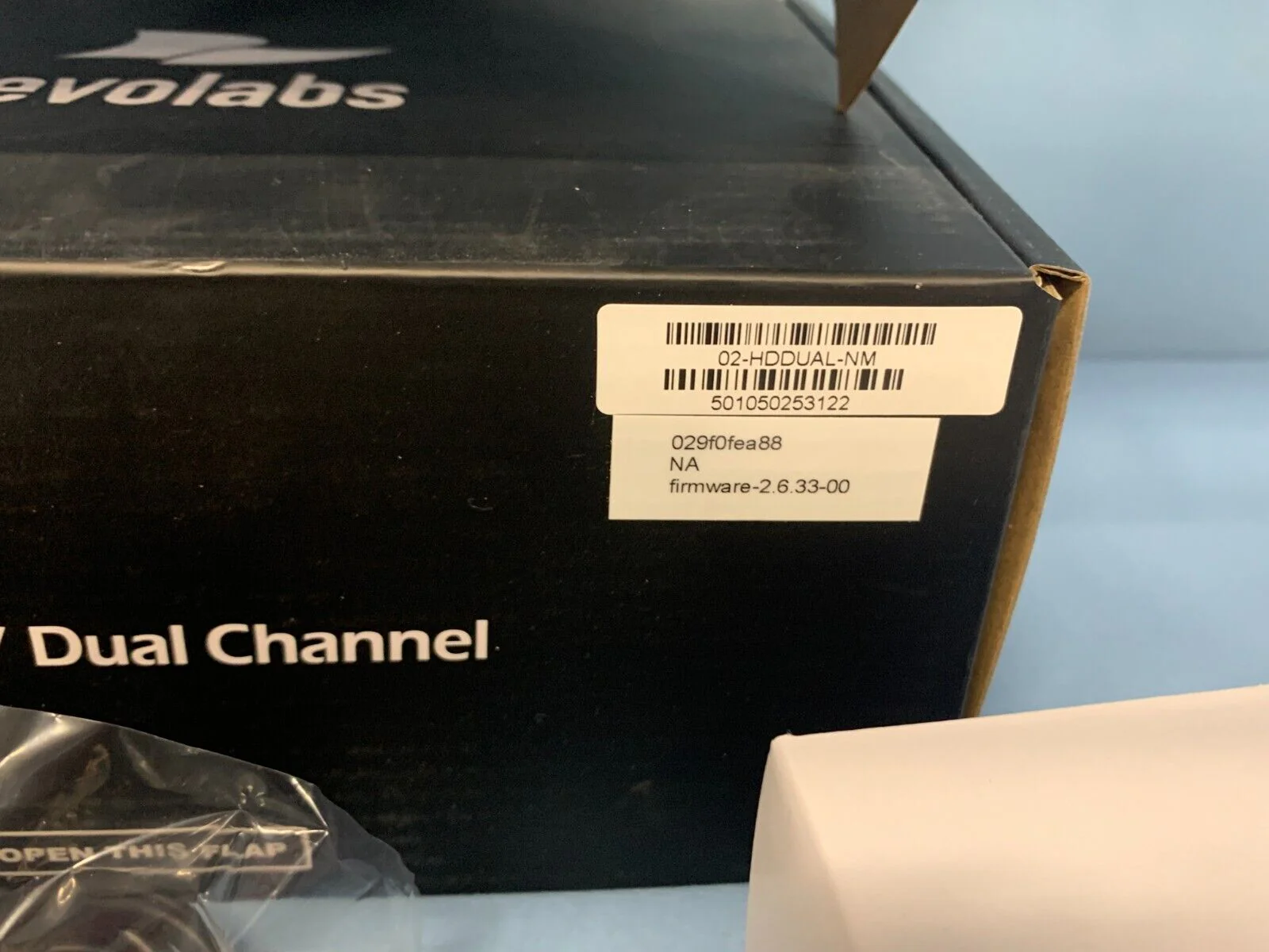 Revolabs 02-HDDUAL-NM / HD Dual-Ch. Wireless Mic System with No Mic / 1.9 GHz - Image 4