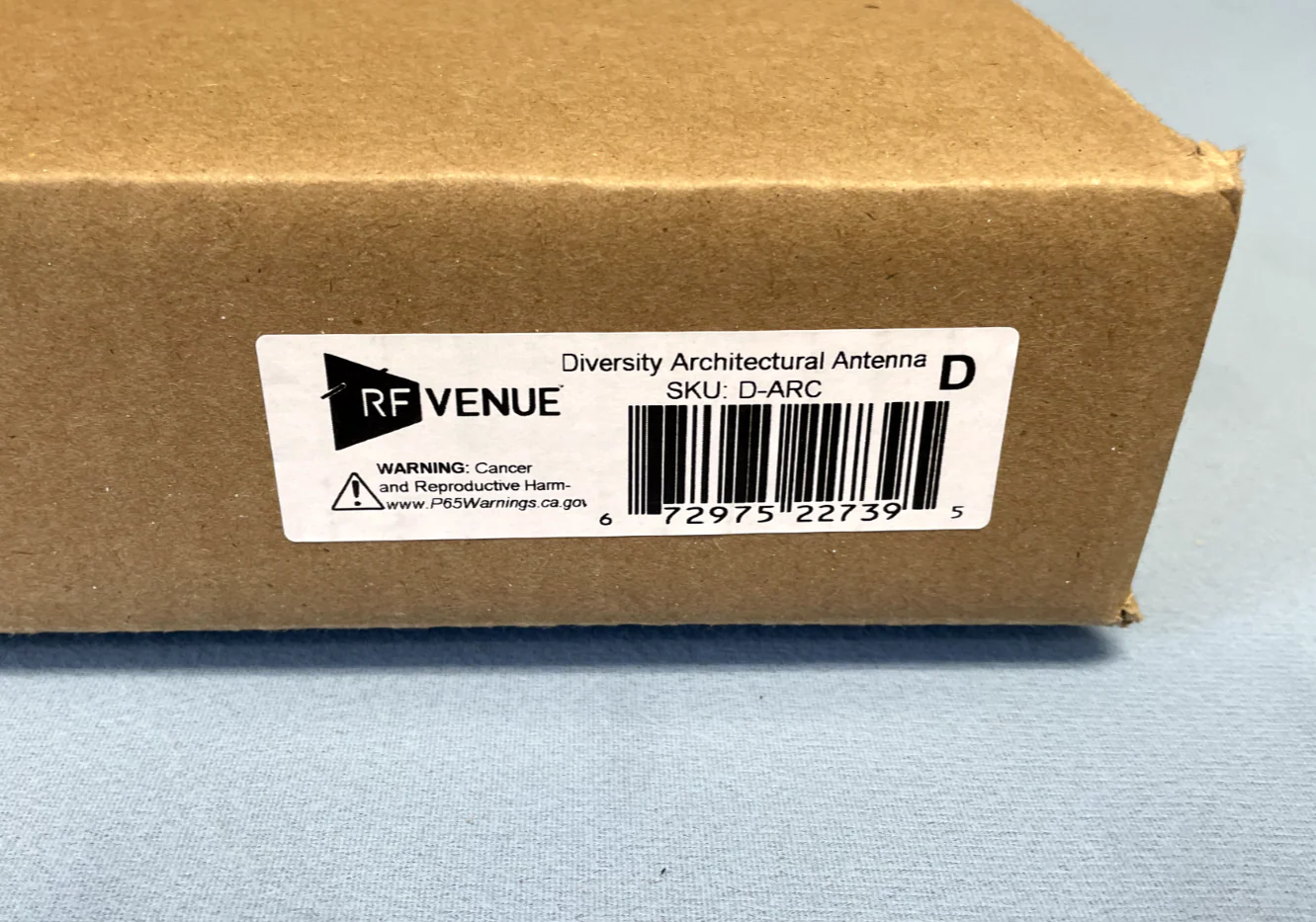 RF Venue D-ARC Diversity Architectural Antenna for Wireless Mic Systems - Image 2