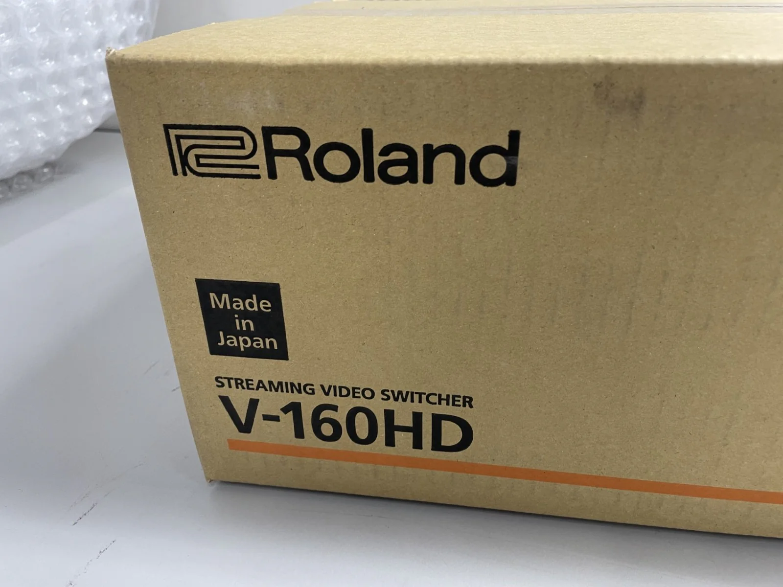 Roland V-160HD SDI/HDMI Hybrid High-Def HD Broadcast Streaming Video Switcher - Image 7