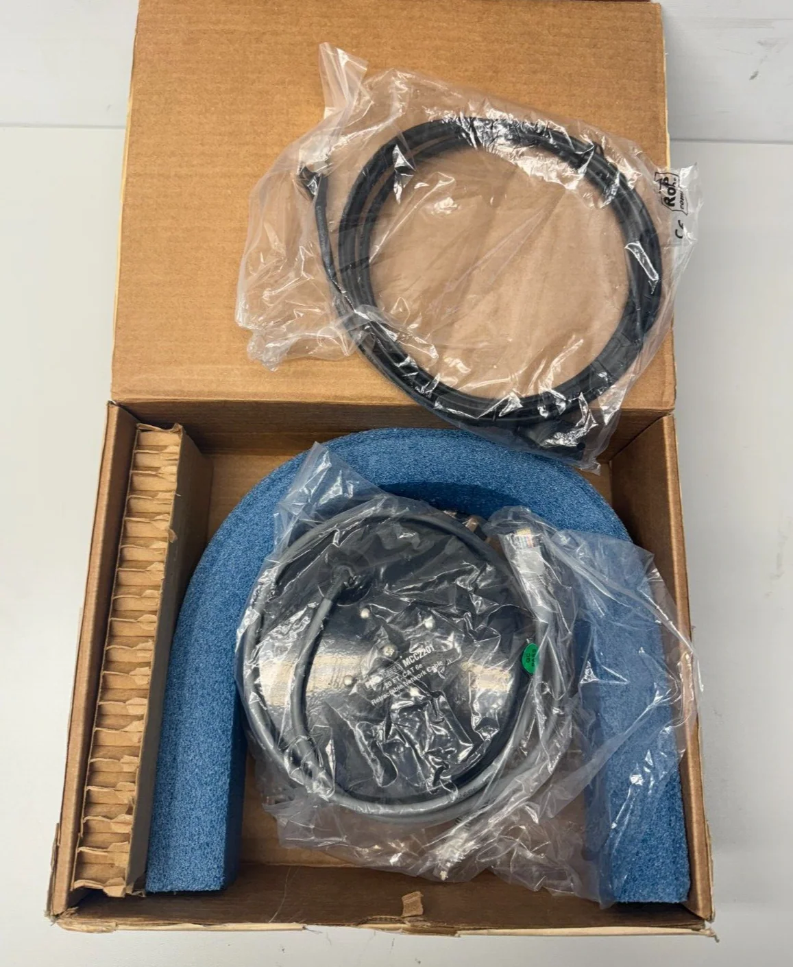Salamander Designs FPSA/CR/CAT6 Retractable CAT6 Cable Reel 20", RJ45 - Image 4