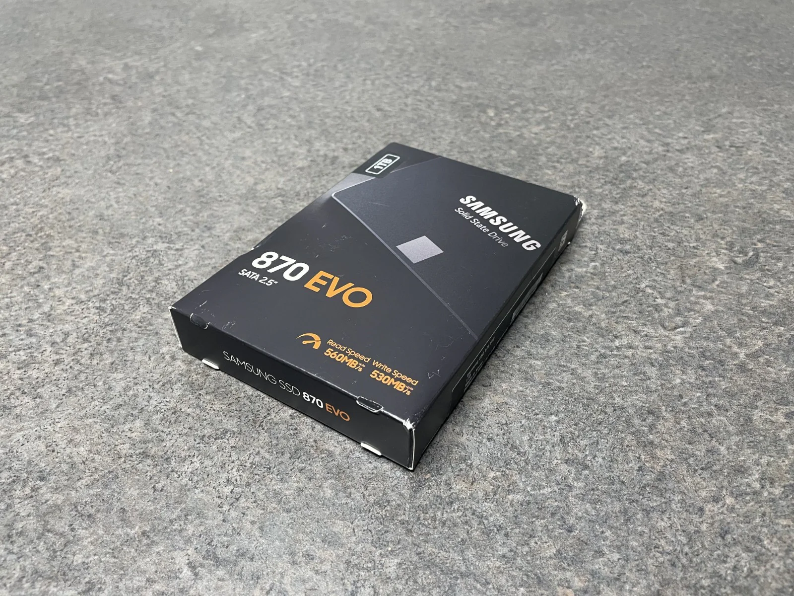 Samsung 870 EVO 1TB 2.5" SATA Internal SSD MZ-77E1T0 - Image 2