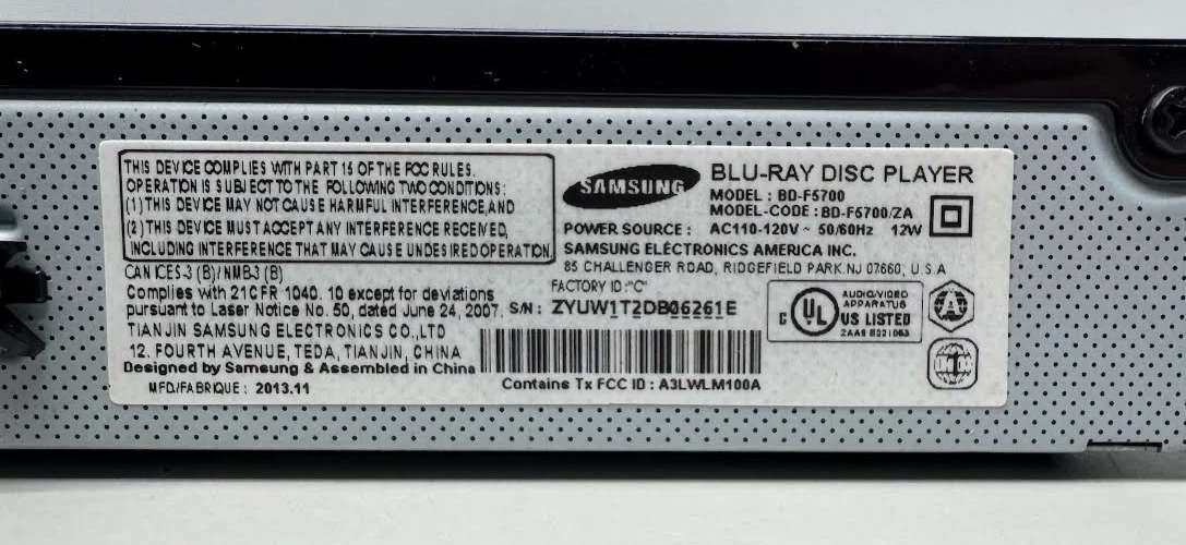 Samsung BD-F5700 Blu-ray DVD Disc Player with Built-in Wi-Fi Internet Connection - Image 4
