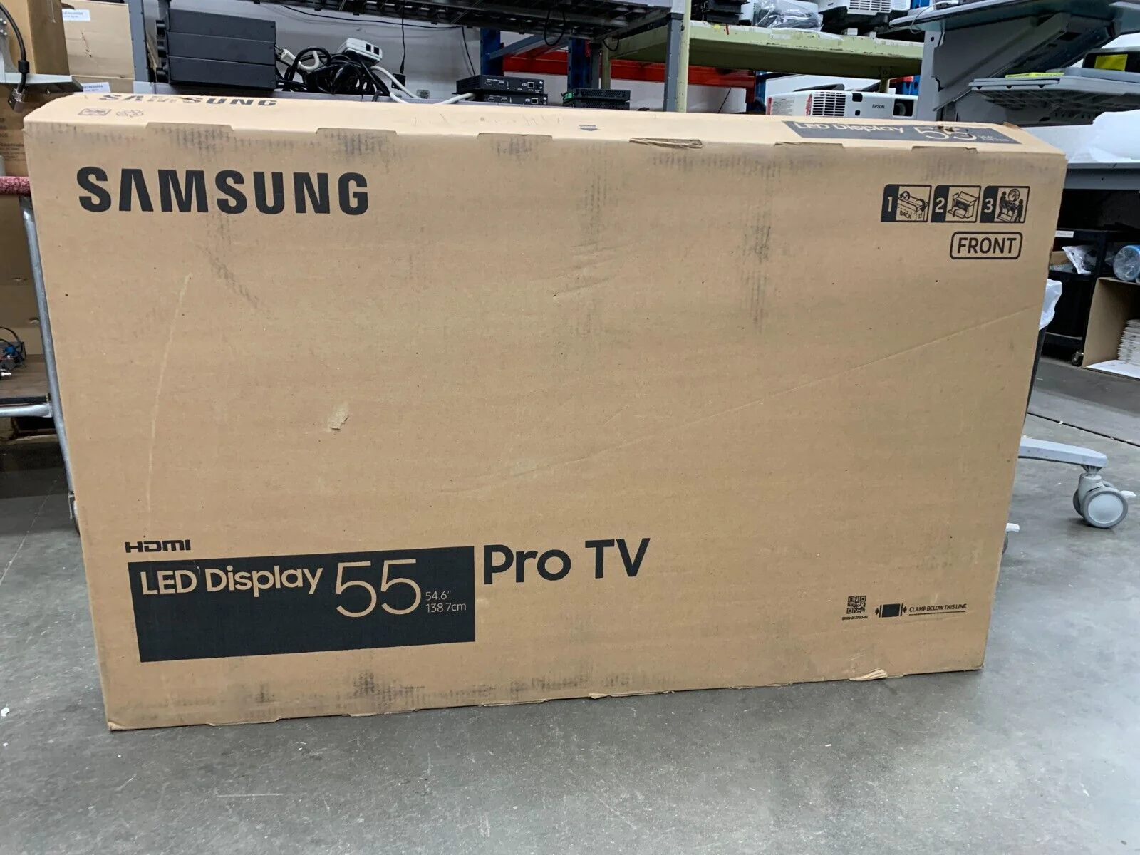 Samsung BE55T-H / 55-inch 4K UHD Commercial Digital Signage Display TV Monitor - Image 5