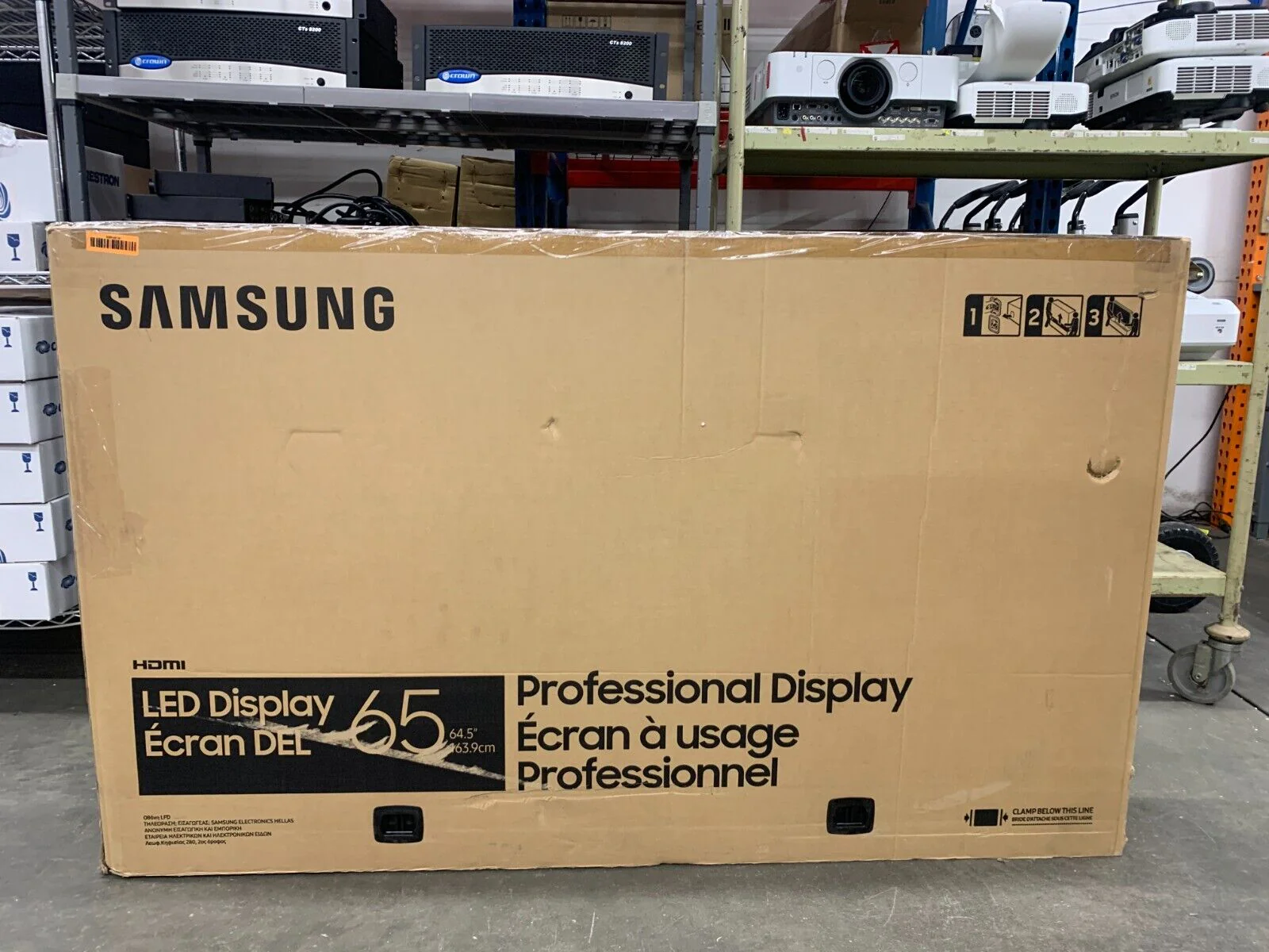 Samsung QH65R 65" Professional LED Signage Display 4K 3840x2160 (LH65QHREBGCXZA) - Image 4