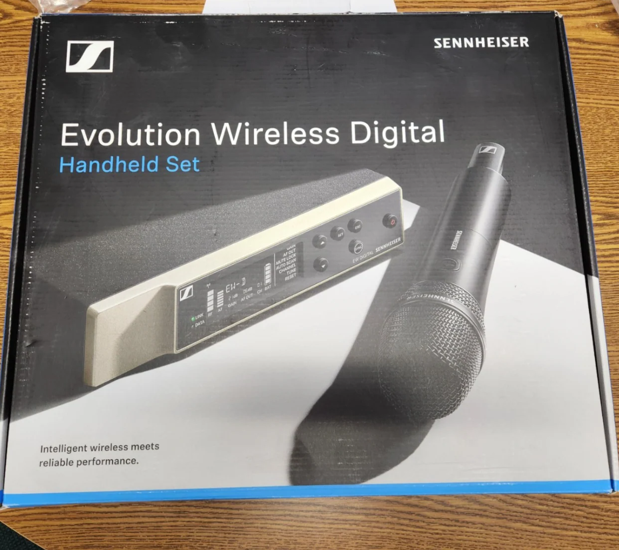 Sennheiser EW-D 835-S Set Digital Wireless Microphone System w/ Handheld Q1-6 - Image 2