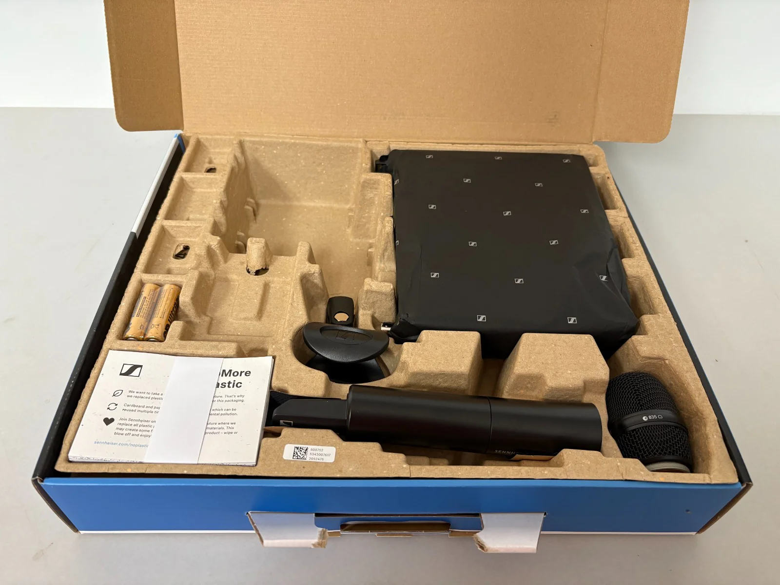 Sennheiser EW-D 835-S Wireless Digital Handheld Set Dynamic Cardioid (508752) - Image 3