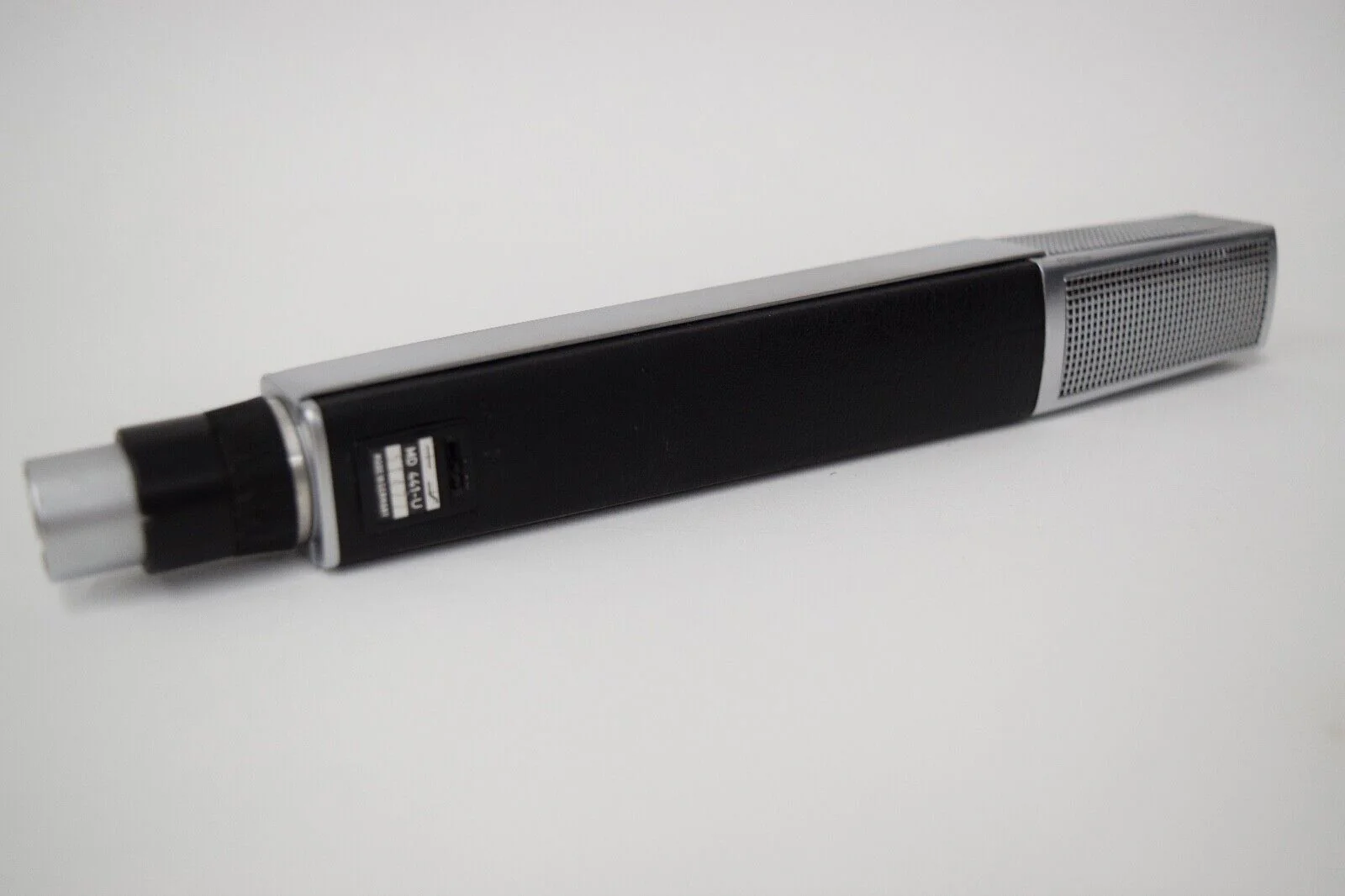 Sennheiser MD 441-U Dynamic Microphone  Serial# 51477 - Image 3