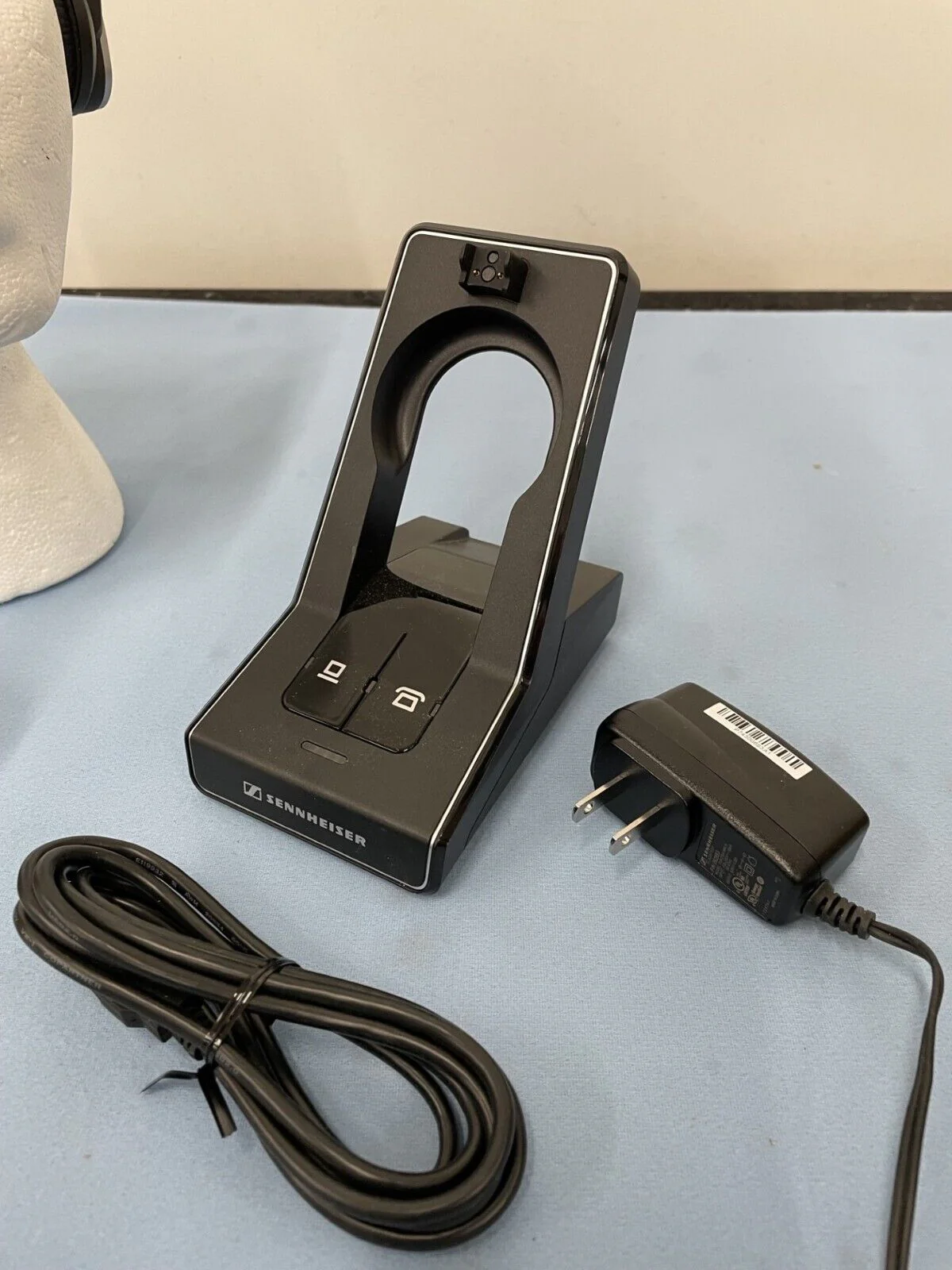 Sennheiser SD Pro2 ML Double-Ear Wireless Stereo Noise-Cancelling Headset & Base - Image 4