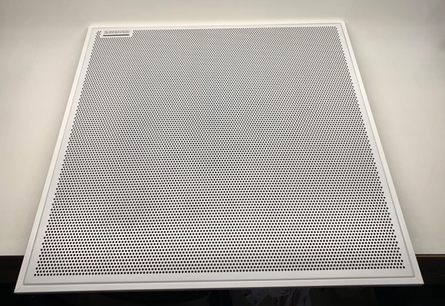 SHURE MXA910W-60CM / 24" Microflex Advance Ceiling Array Microphone - Dante