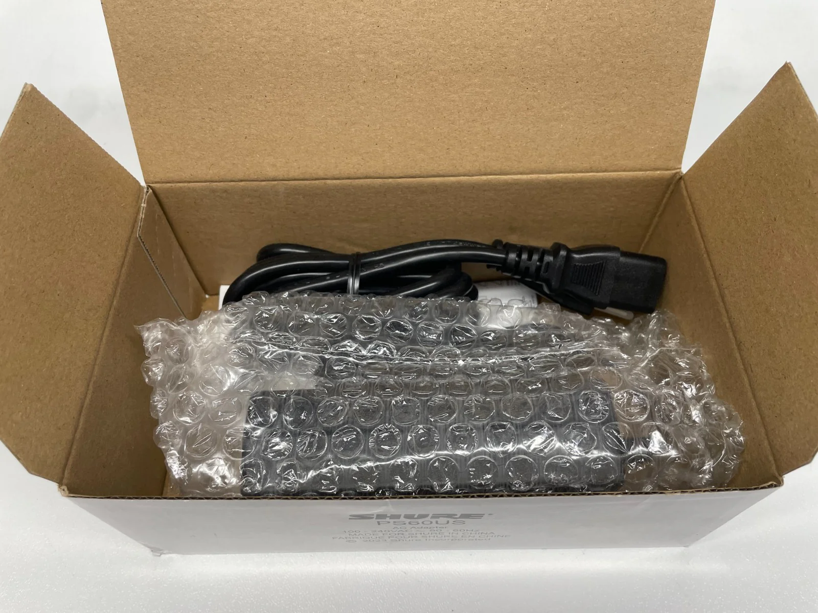 Shure PS60US Power Supply AC Adapter 100 - 240VAC ~ 50 - 60Hz - Image 4