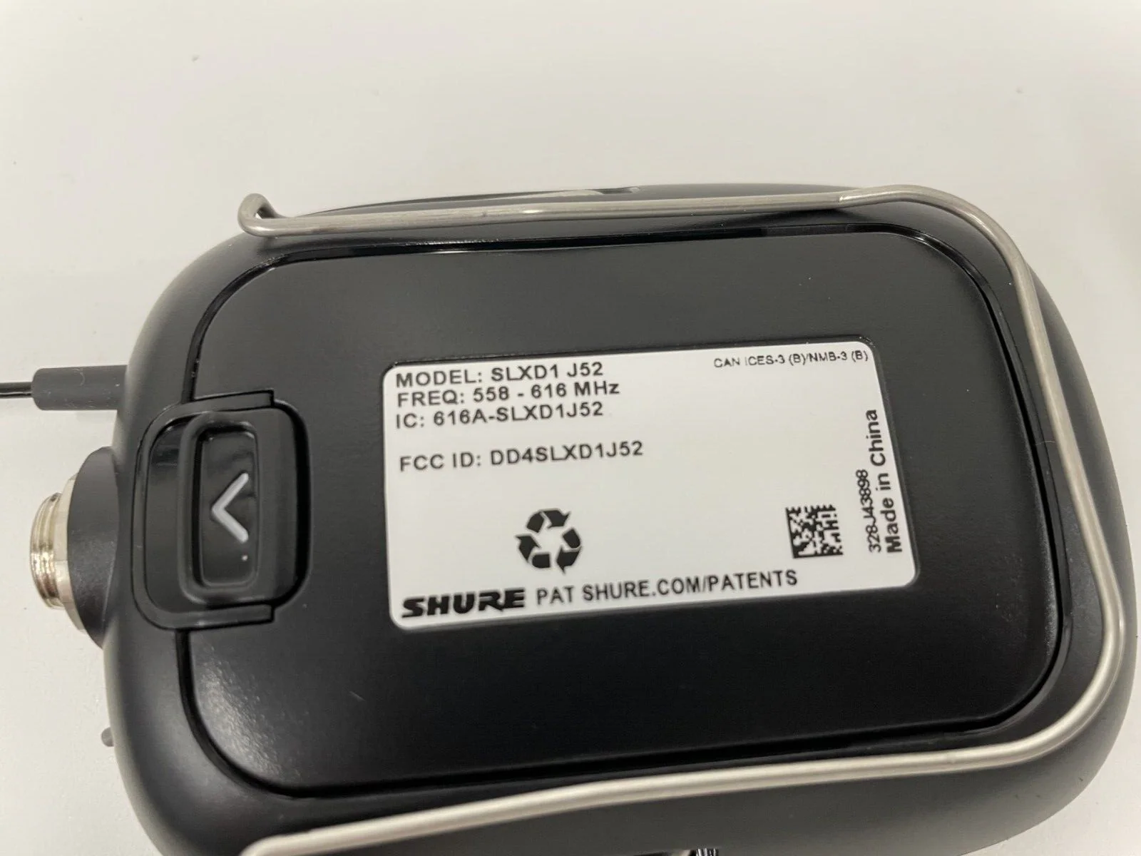 Shure SLXD1 Wireless Bodypack Microphone Transmitter & Case J52 558-616 MHz - Image 4