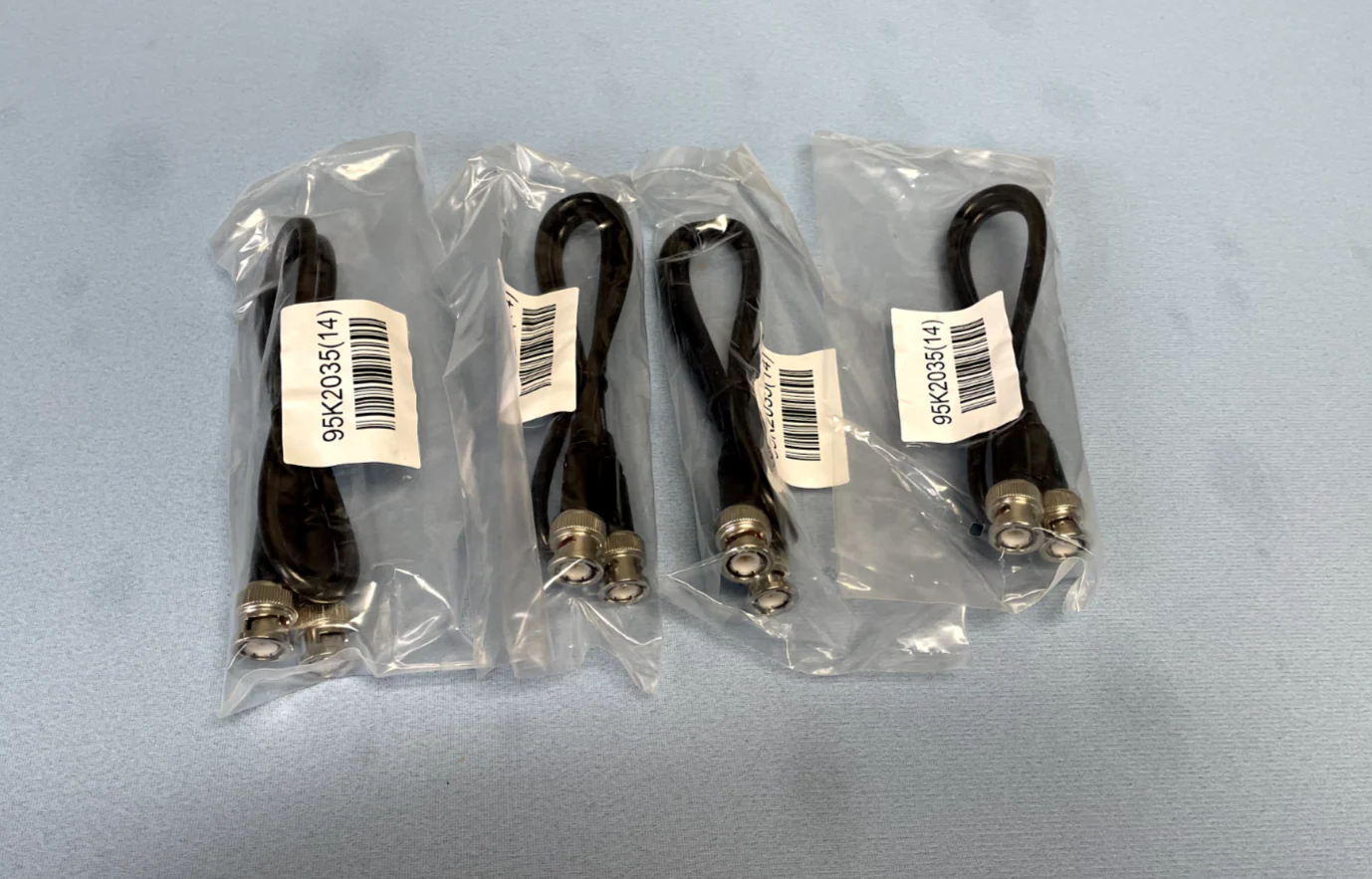 Shure UA221 Passive Antenna Splitter/Combiner Kit - Image 3