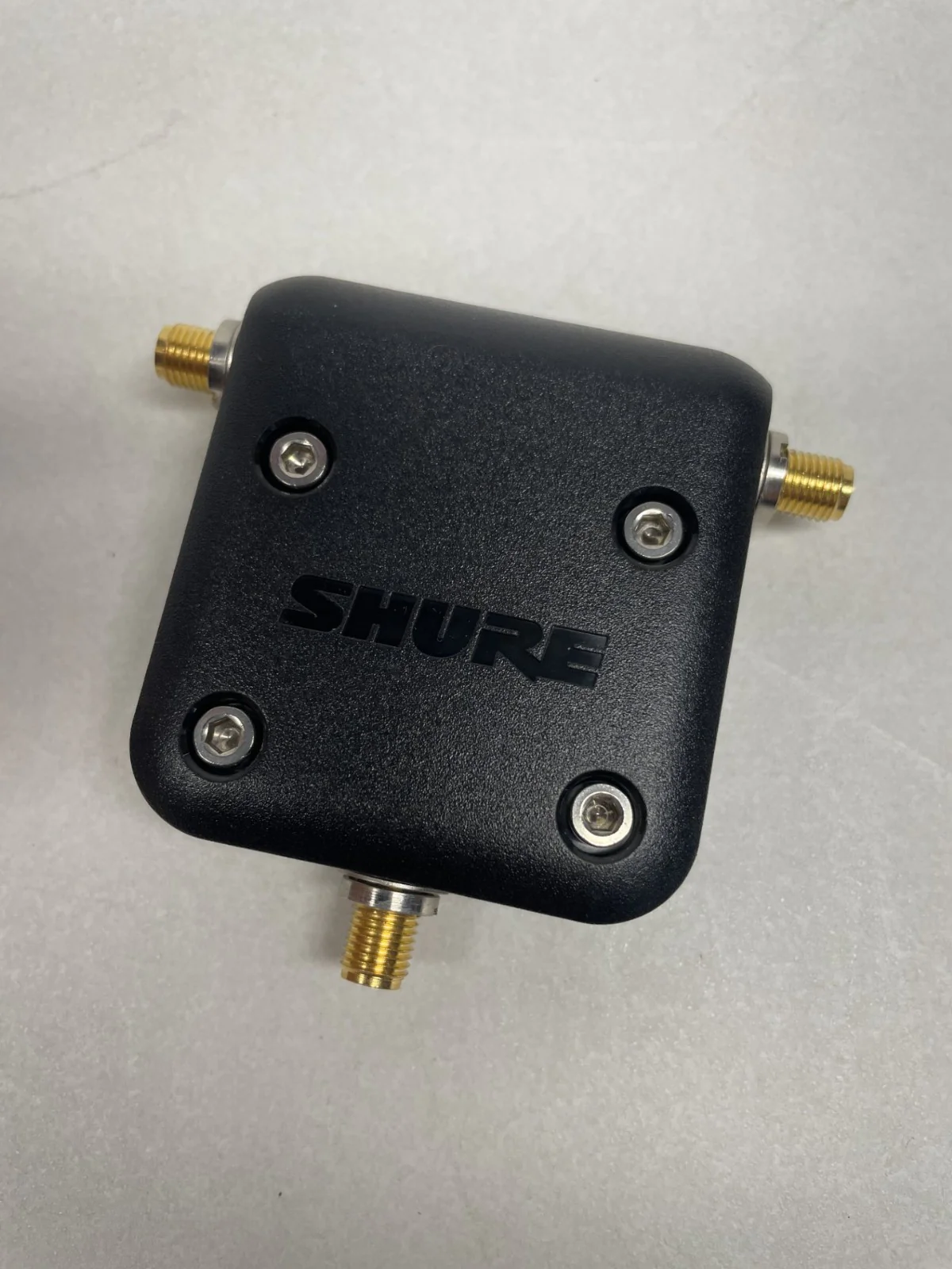 Shure UA221-RSMA Reverse SMA Wireless Microphone Passive Antenna Splitter GLXD4R - Image 2
