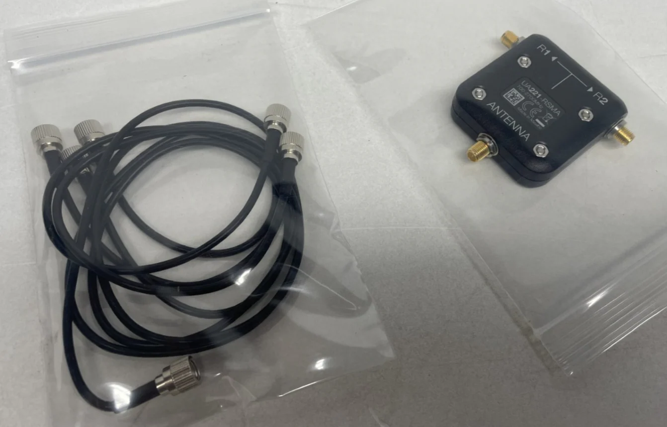Shure UA221-RSMA Reverse SMA Wireless Microphone Passive Antenna Splitter GLXD4R - Image 3