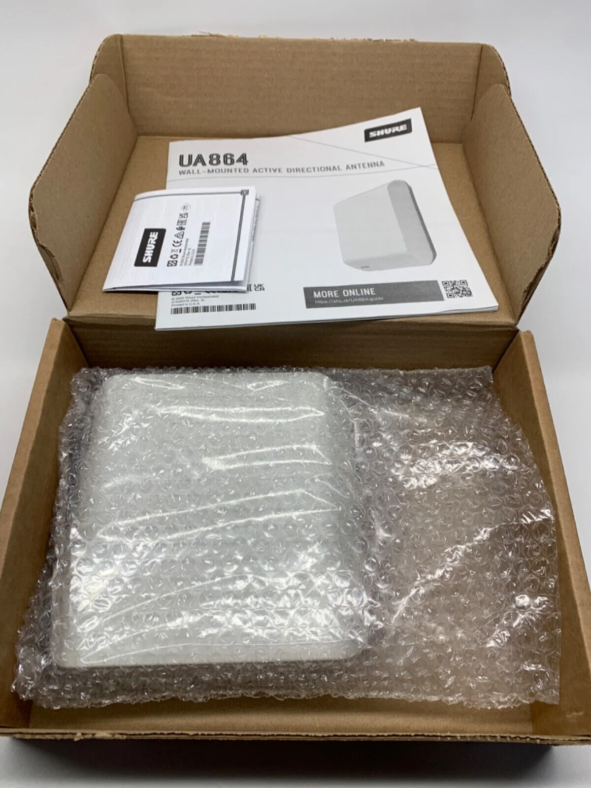 Shure UA864US Wall Mountable Wideband Panel Antenna (470-698MHz) - Image 2