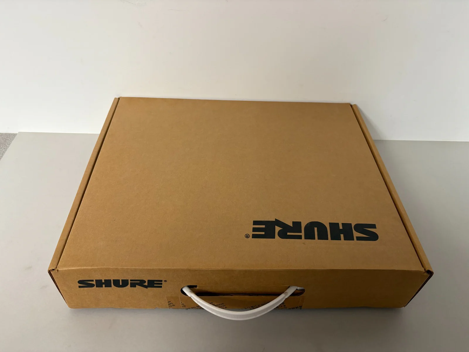 Shure ULXD4 Wireless Receiver J50 Frequency Band (P/N: ULXD4=-J50) - Image 3
