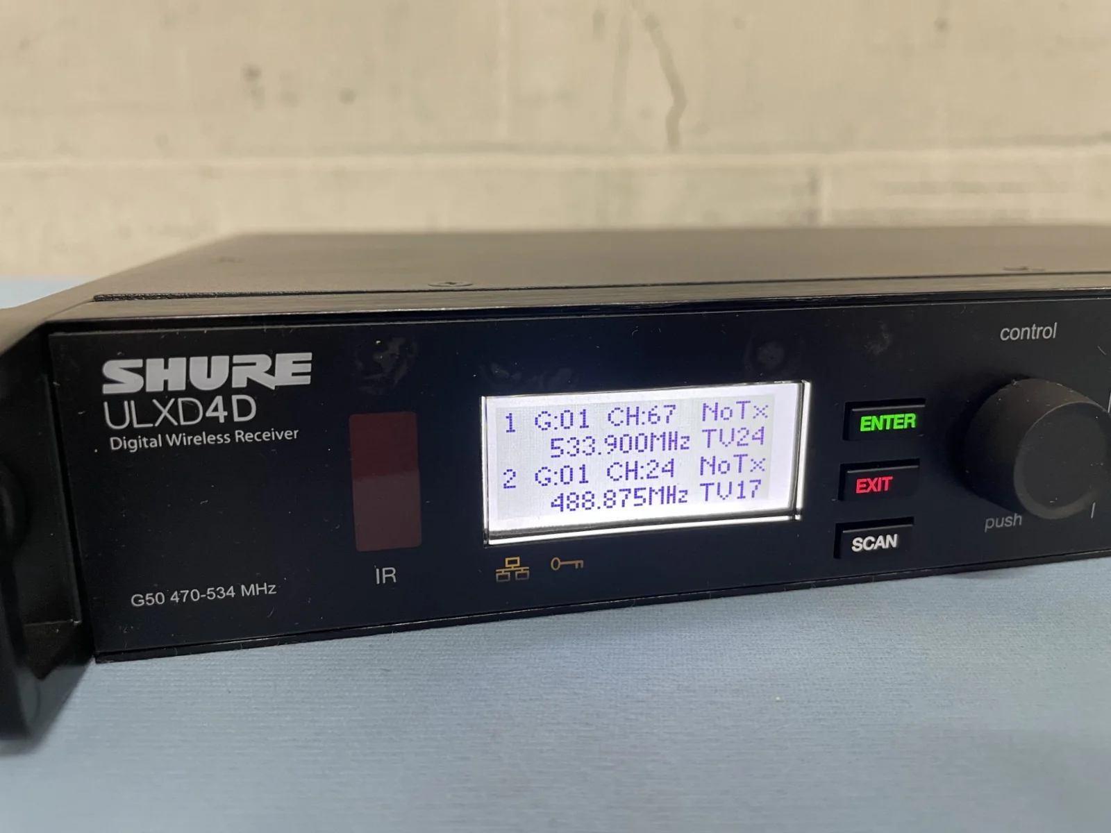 Shure ULXD4D Digital Dual-Channel Wireless Microphone Receiver G50 470-534 MHz & - Image 6