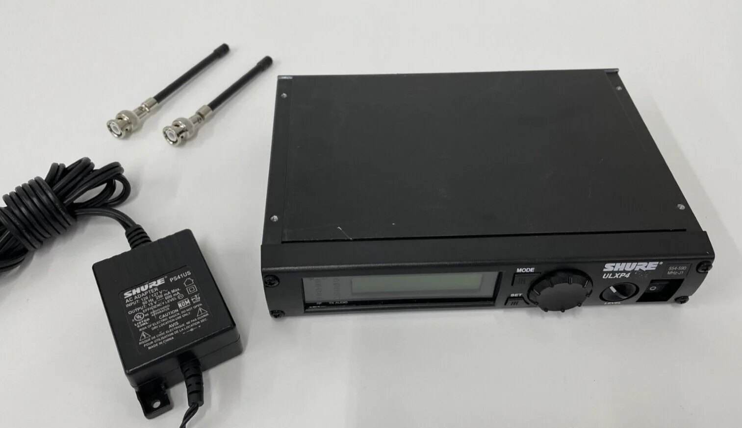 Shure ULXP4 Pro Wireless Microphone Receiver with Antenna & Power J1 554-590 MHz