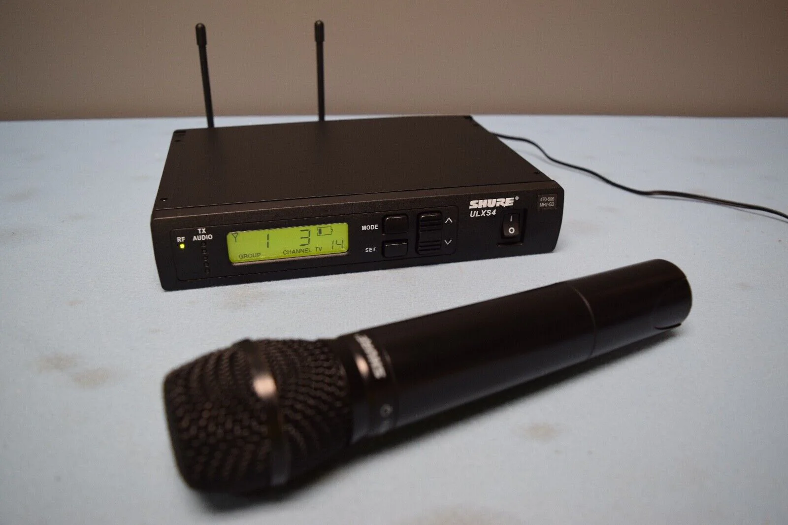 Shure ULXS4/ULX2 Wireless Handheld Microphone System G3 band 470-506 MHz - Image 4