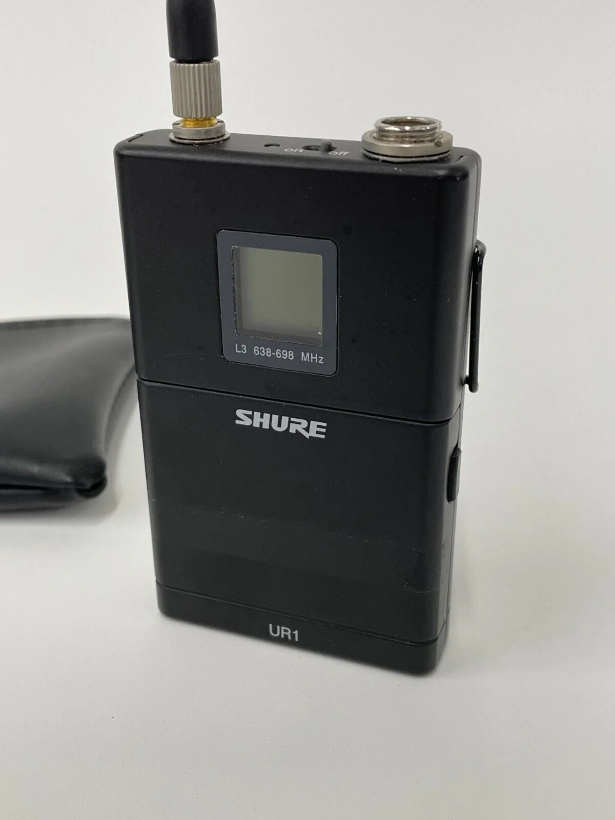 Shure UR1 Wireless Bodypack Microphone Transmitter &MX185 Lav Mic L3 638-698 MHz - Image 3