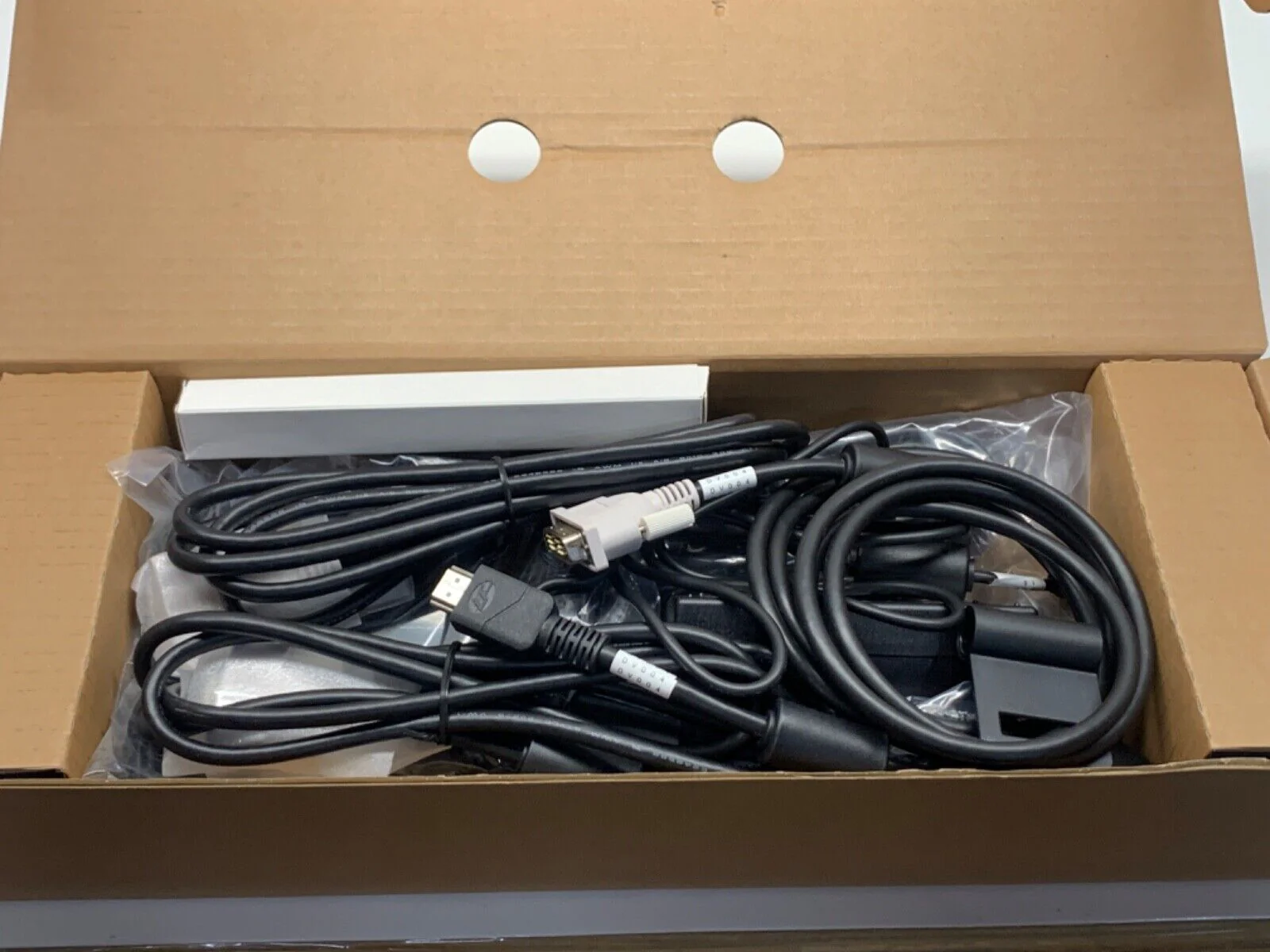 SMART SP624 24" FHD Podium Interactive Pen Display, 60Hz - Image 3