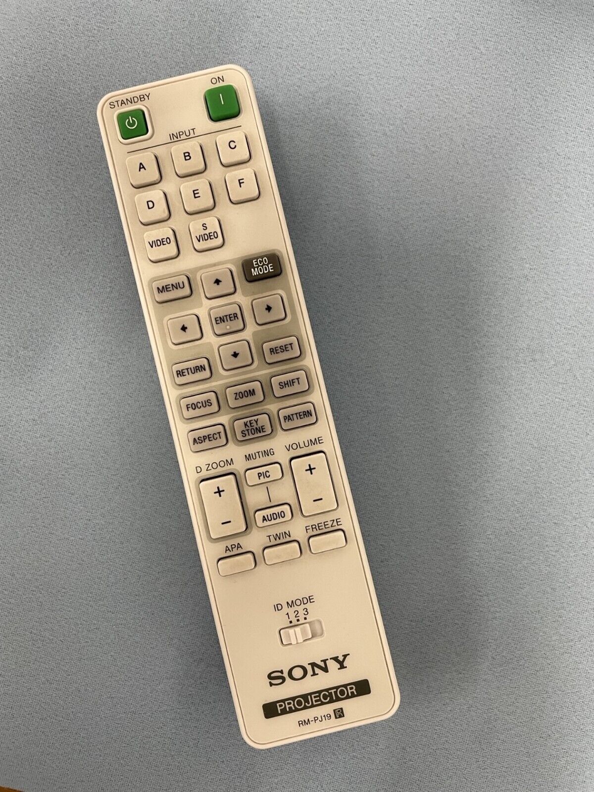 Sony VPL-PHZ10 3LCD Home Theater Laser Light Source 5000-Lumen WUXGA Projector - Image 2