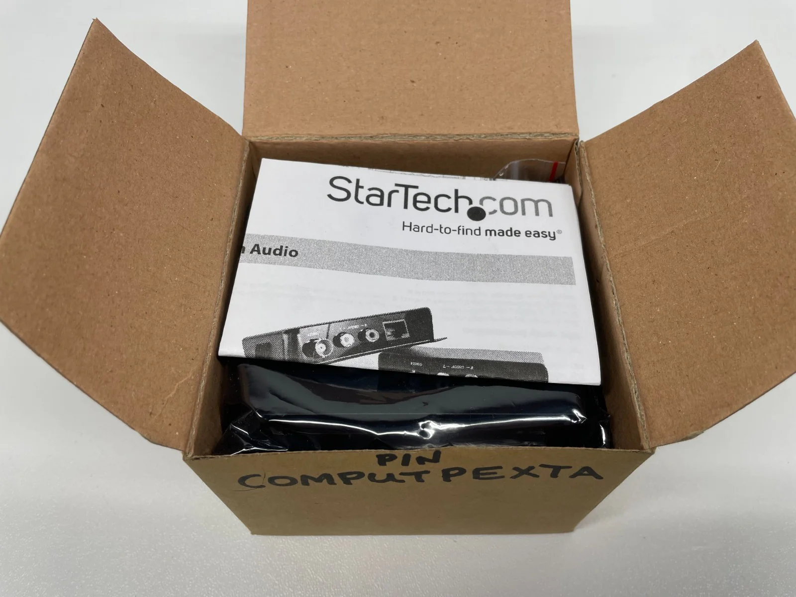 StarTech COMPUTPEXTA Composite Video Extender over Cat 5 with Audio - 650ft/200m - Image 3