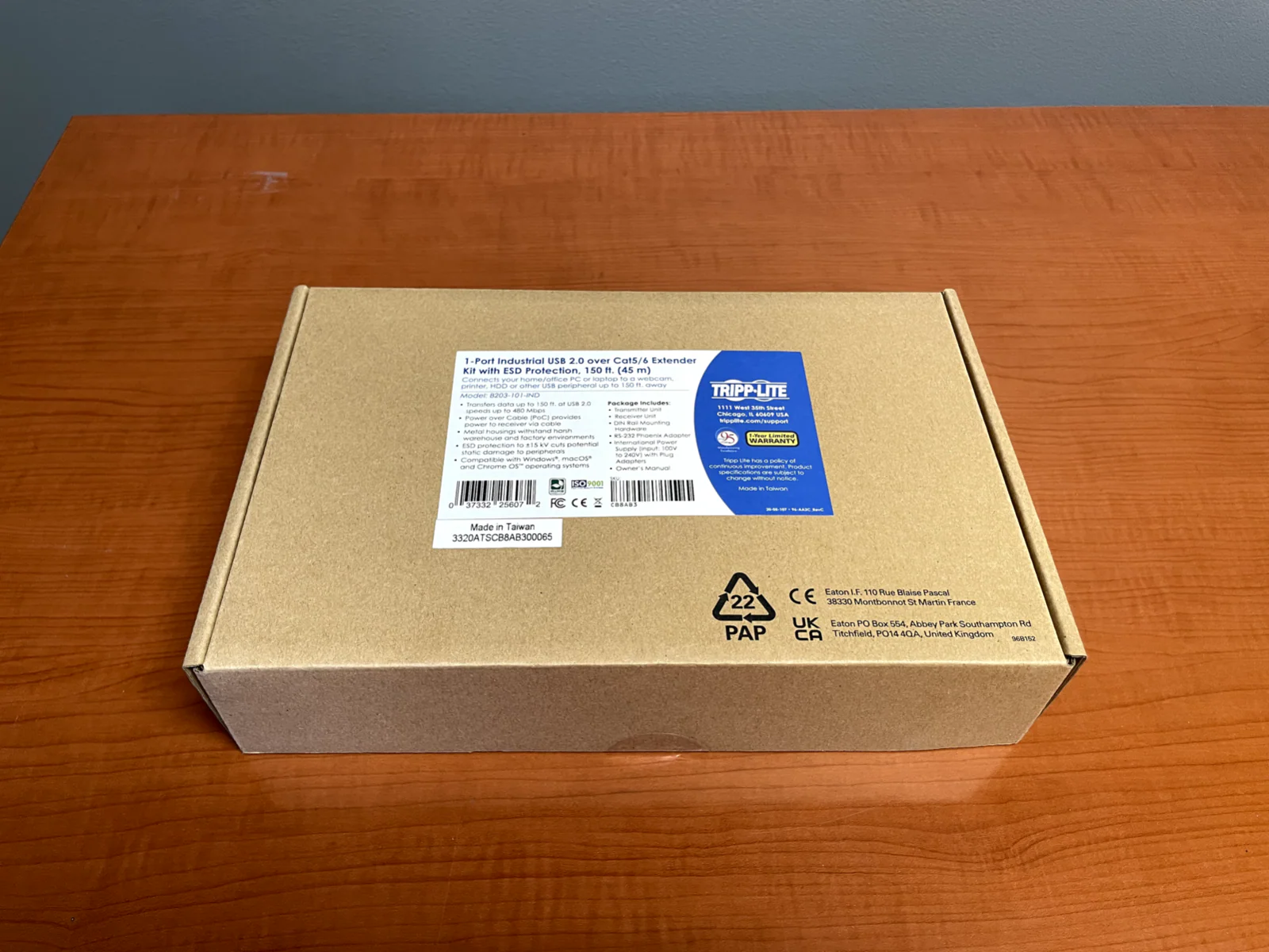 Tripp Lite series 1-Port Industrial USB over Cat6 Extender B203-101-IND