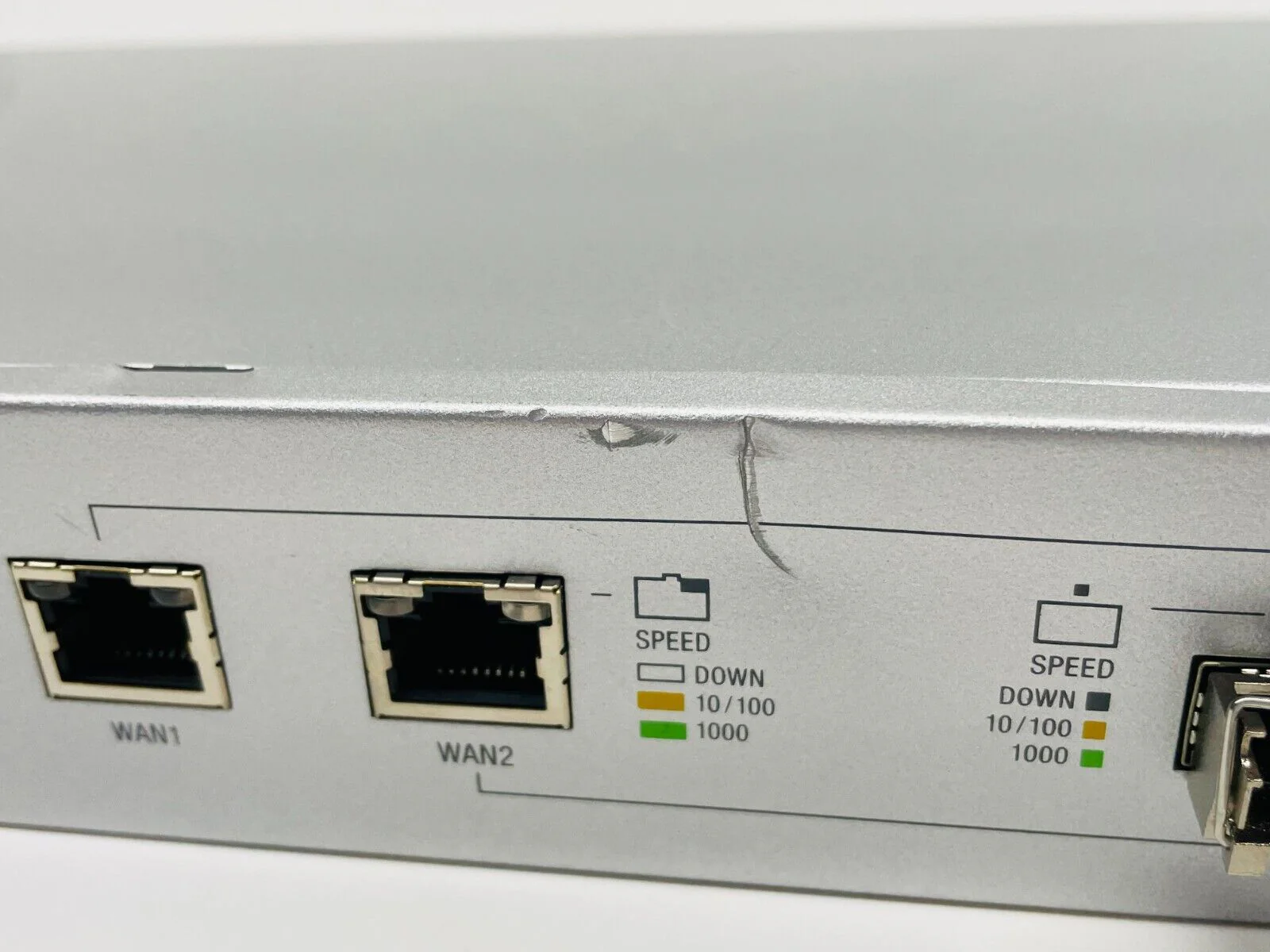 Ubiquiti Networks USG-PRO-4 Enterprise Gateway Router Security Gateway Pro - Image 4