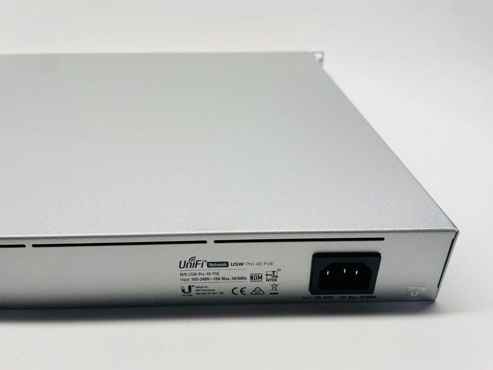 Ubiquiti USW-Pro-48-POE UniFi Network USW Pro 48-Port Gigabit Managed PoE Switch - Image 6