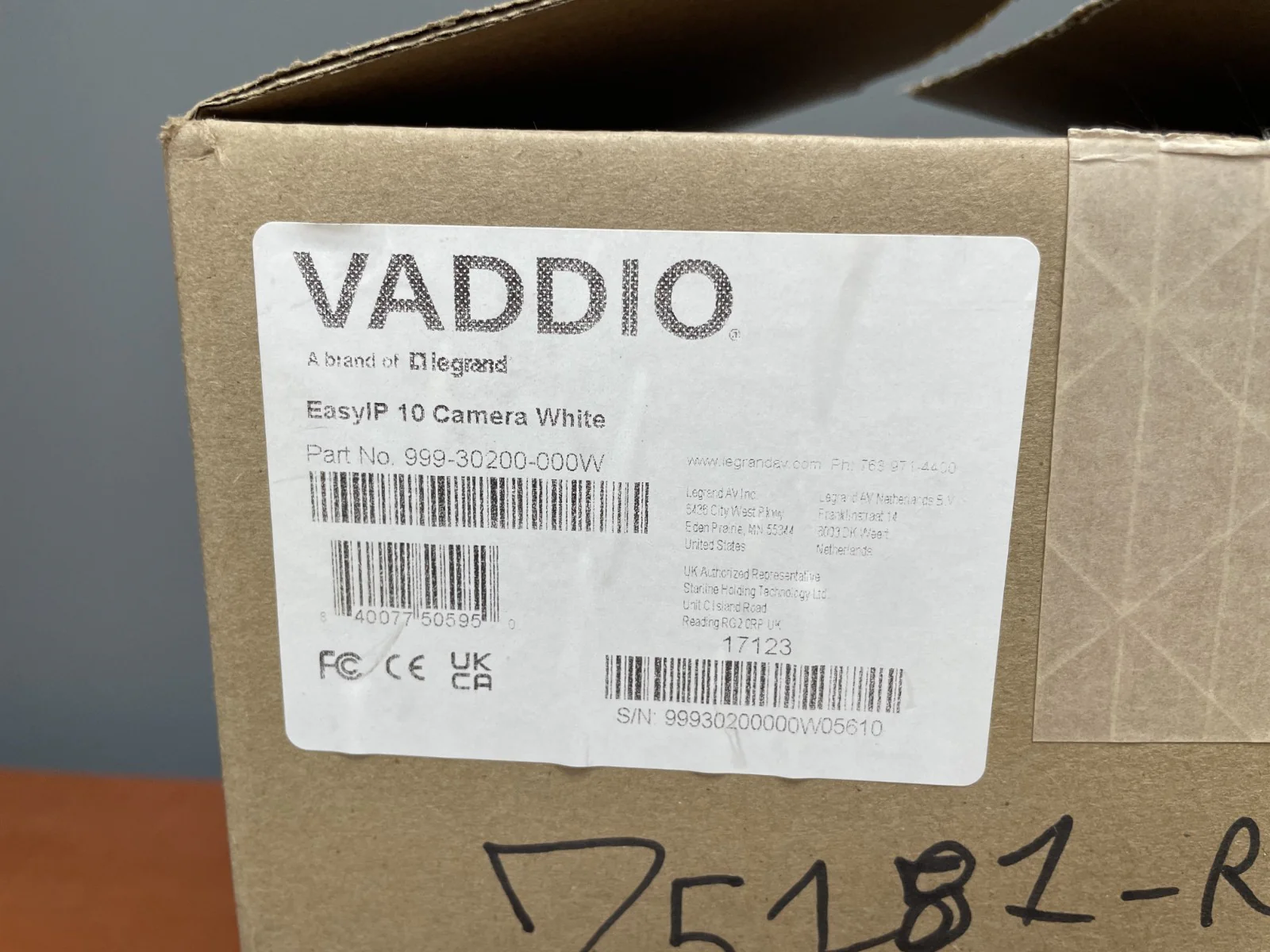 VADDIO 998-30200-000W Easy IP Optical Zoom Digital Camera - Image 2