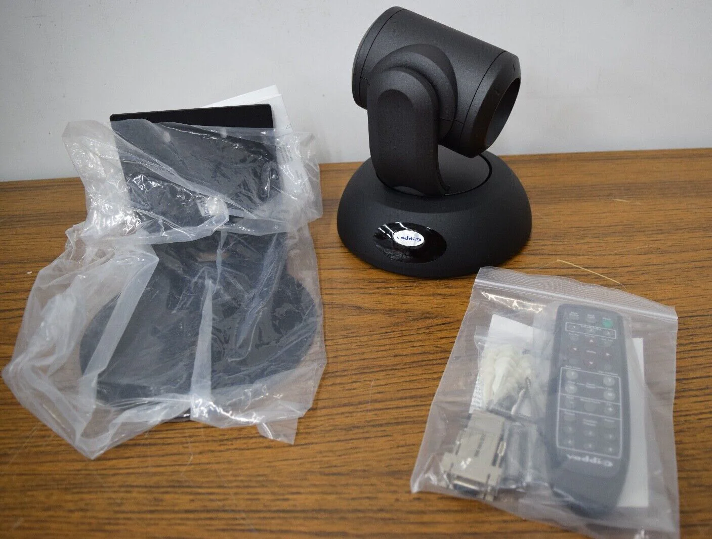 Vaddio RoboSHOT 30 HD PTZ  998-9910-000 Video Conferencing Camera